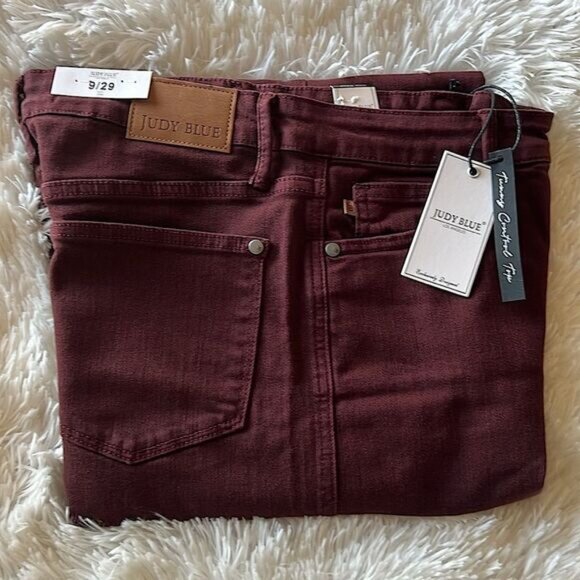 Judy Blue "Eva" Tummy Control Hi Waist Wide Leg Crop Burgundy Jeans 9/29 NWT - Picture 11 of 12